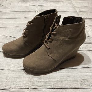 Merona Tan Bootie Suede Wedges size 7